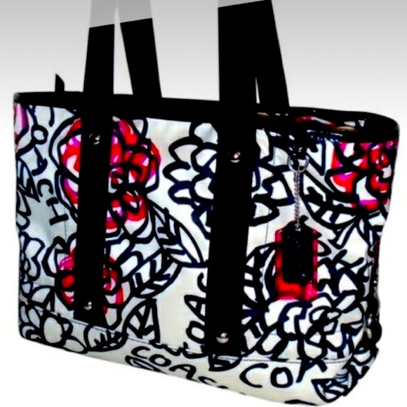 Coach Handbags - Coach Poppy Kyra Daisy medium tote bag C 1194-F16583